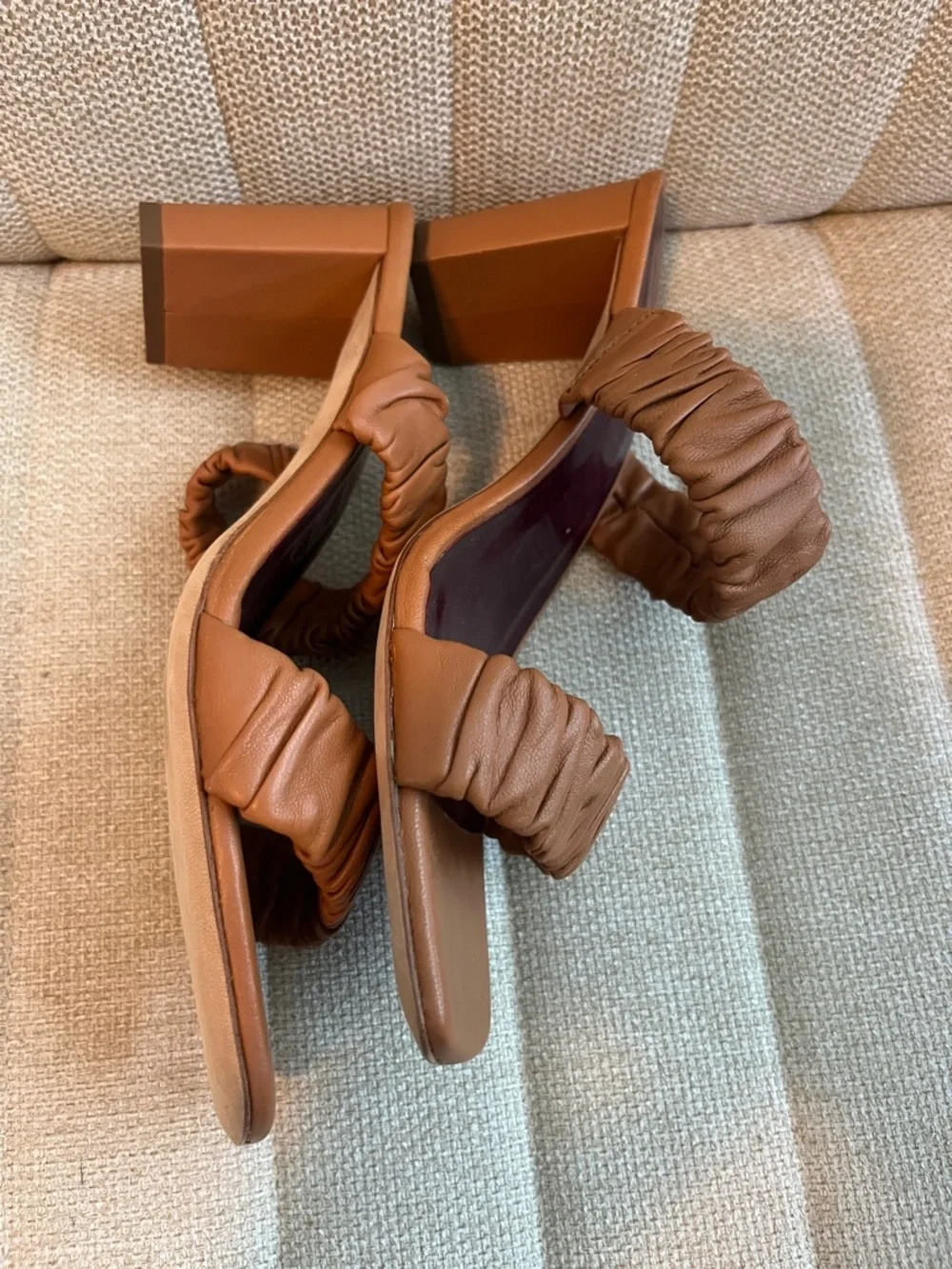 Staud Frankie tan leather ruched block heel leather mule sandals sz 7 EUC - Picture 5 of 7